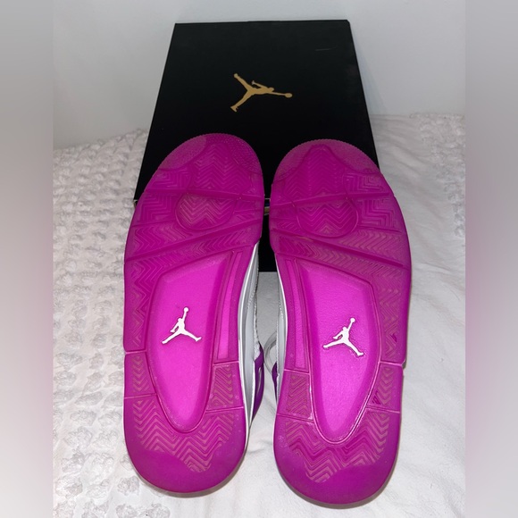 Jordan 4 Retro Edge OG GS White/ Hyper Violet / 7Y - Picture 6 of 6